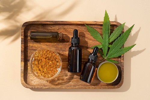 cannabis-oil-bottle-arrangement (1)